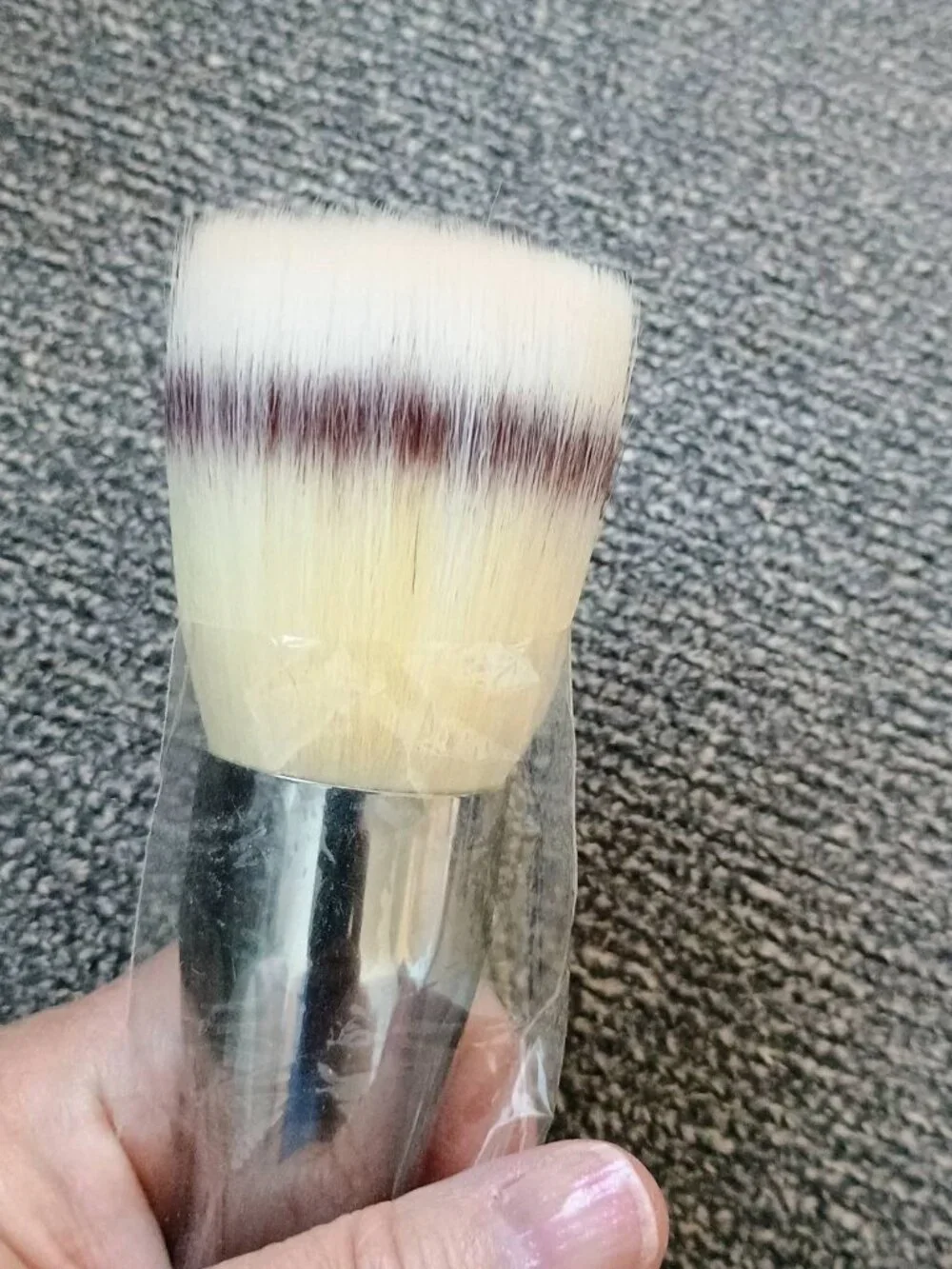 BN IT COSMETICS HEAVENLY LUXE FLAT TOP FLUFFLY POWDER FOUNDATION BRUSH